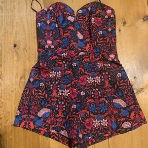 🌷Floral romper🌹